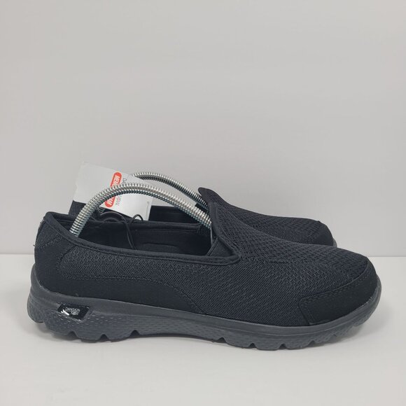 Danskin Now Women's Black Slip-On Sneaker US Size 9.5W NWT - Picture 1 of 8
